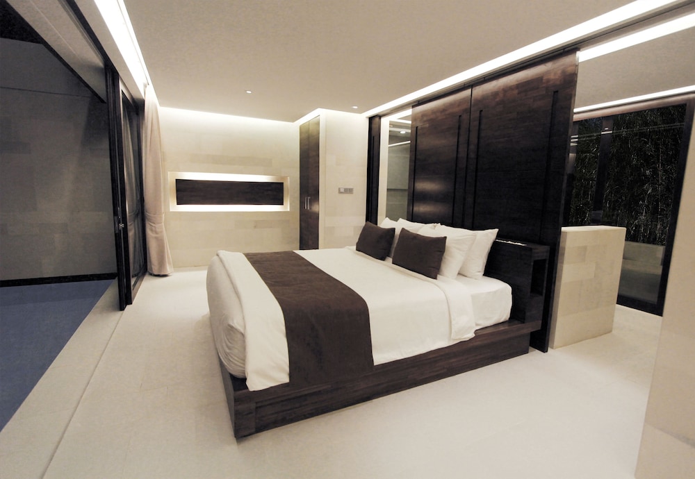 Waterfall, Villa, Double Bed, Private Pool