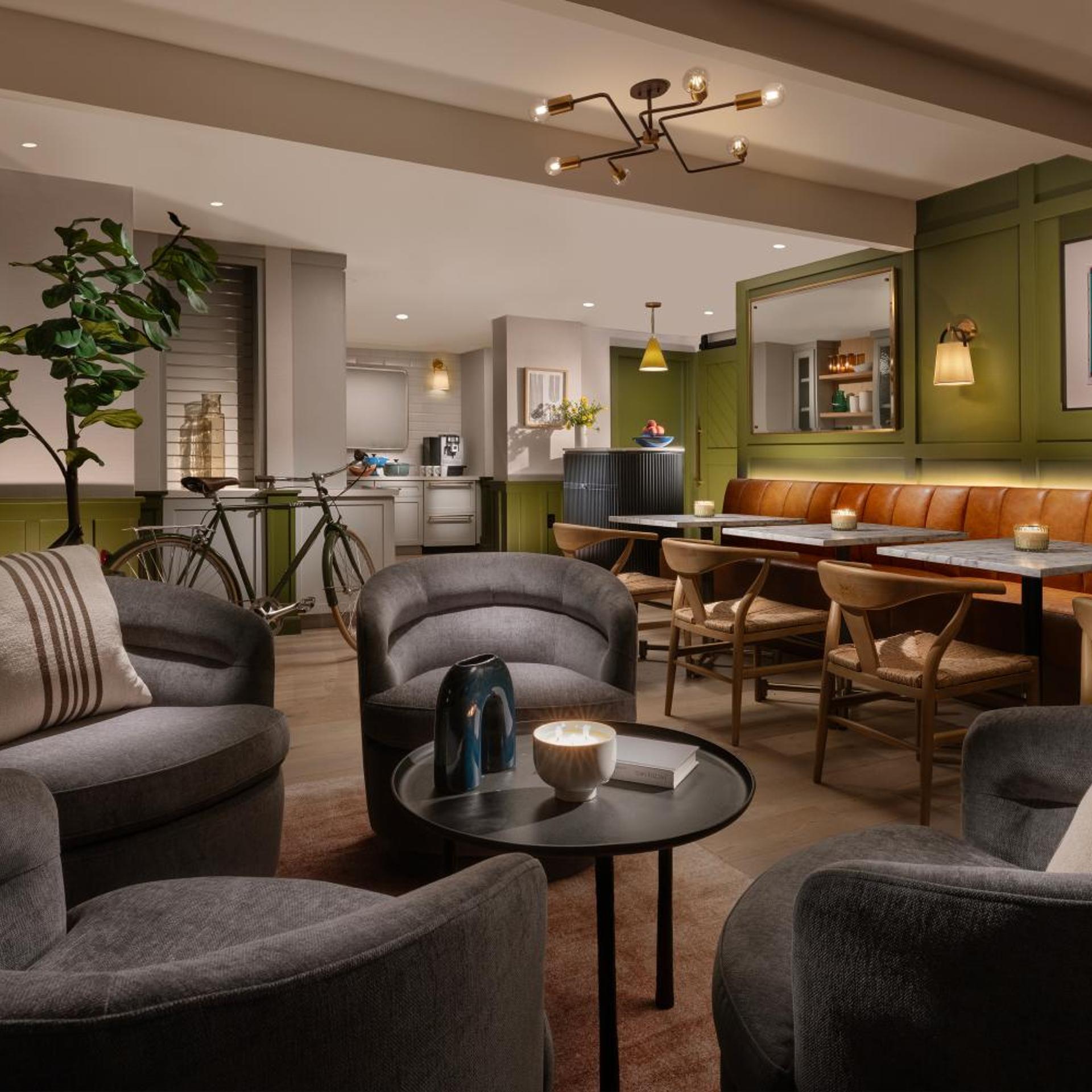 The Cottages Hotel 31/39