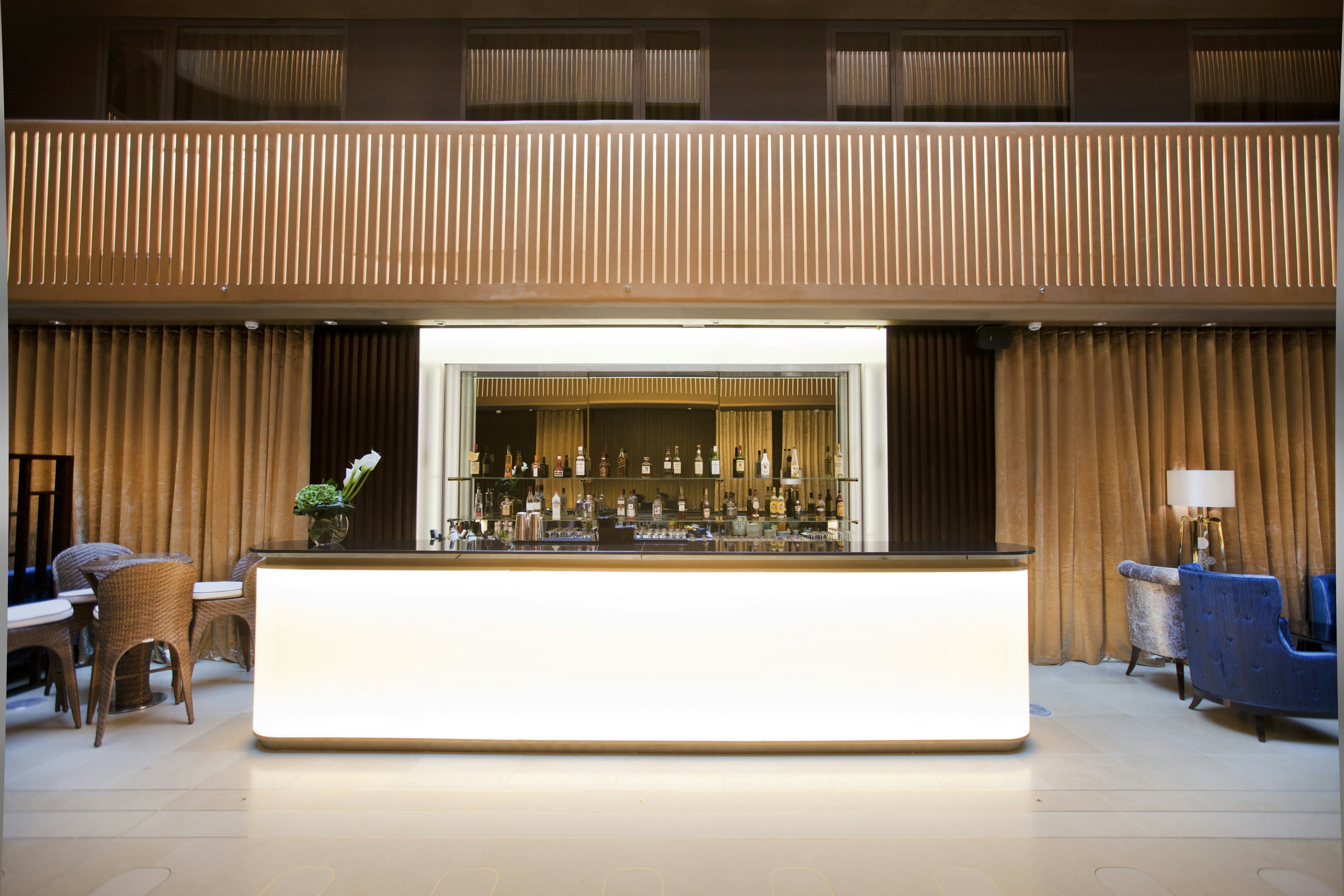 Dorsett Shepherds Bush 8/100