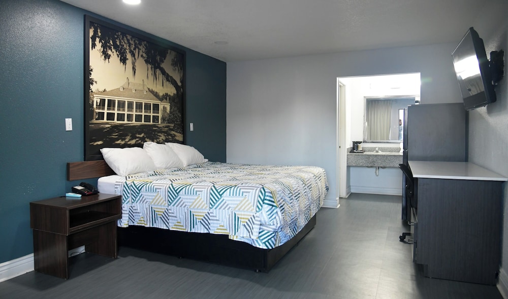 Studio6 Suites Opelousas, LA 17/55