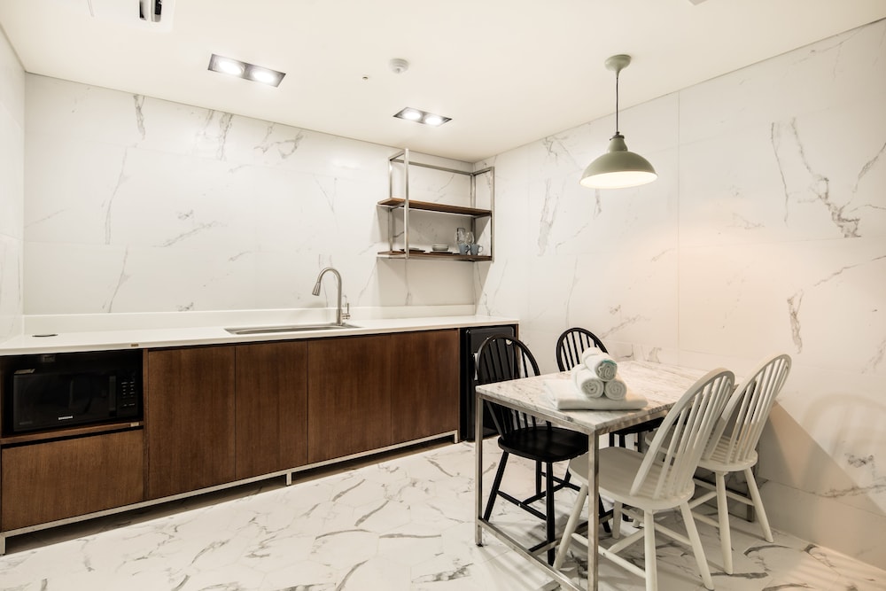 Snob Boutique Hotel Jeju 8/50