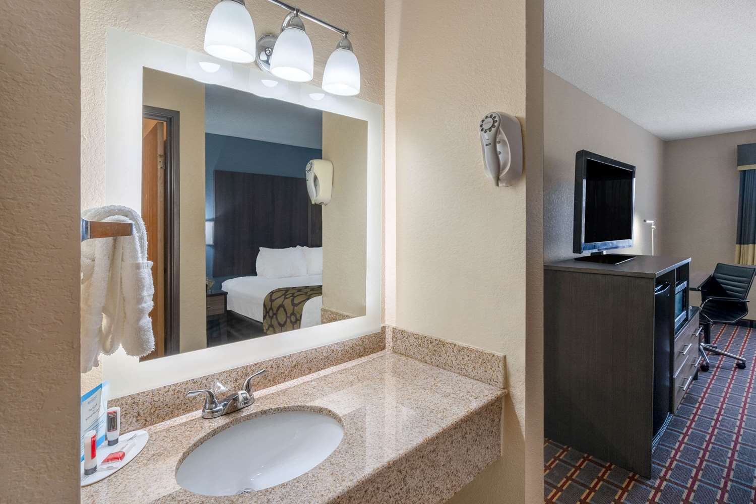 Baymont by Wyndham Tupelo 14/16