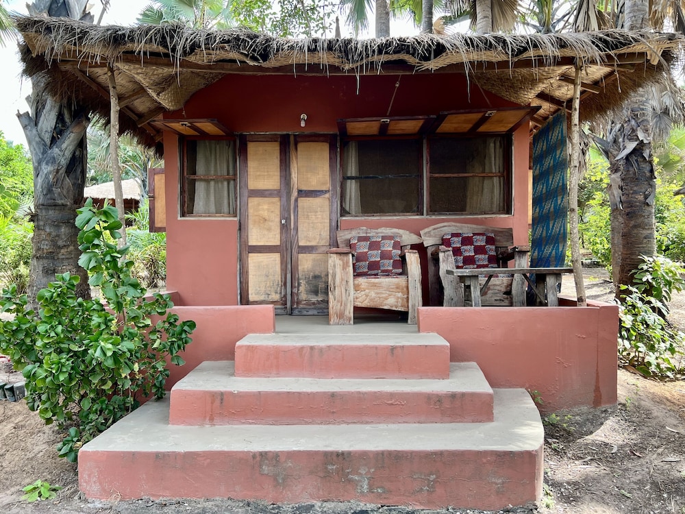 Nemasu Eco-Lodge 3/50