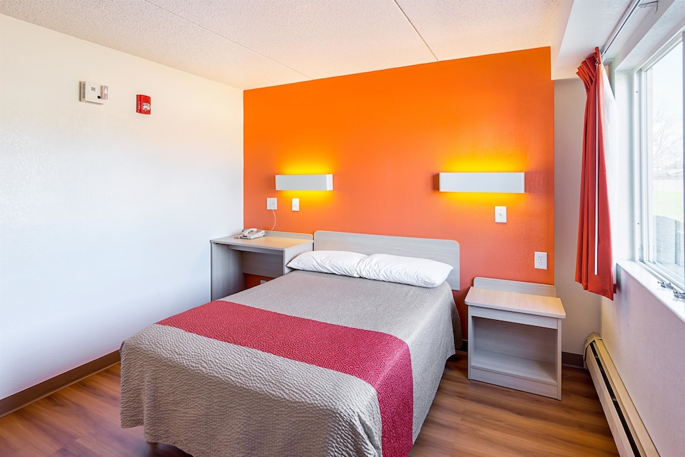 Motel6 Spokane, WA - East 23/34