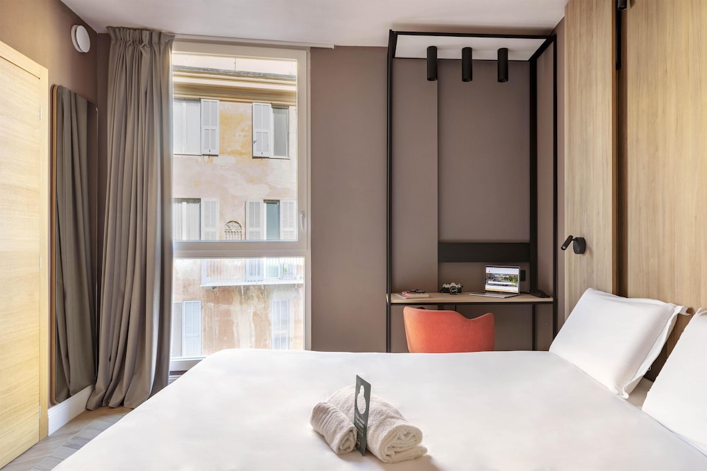 ECONOMY, DOUBLE BED