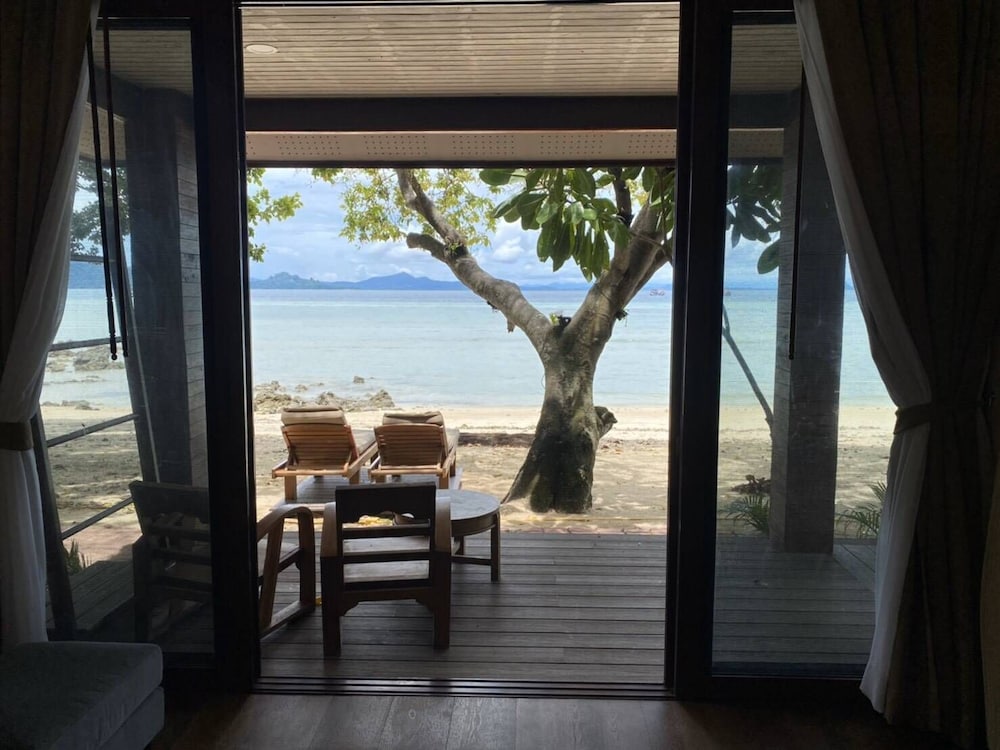 Mali Resort Koh Kradan 25/50