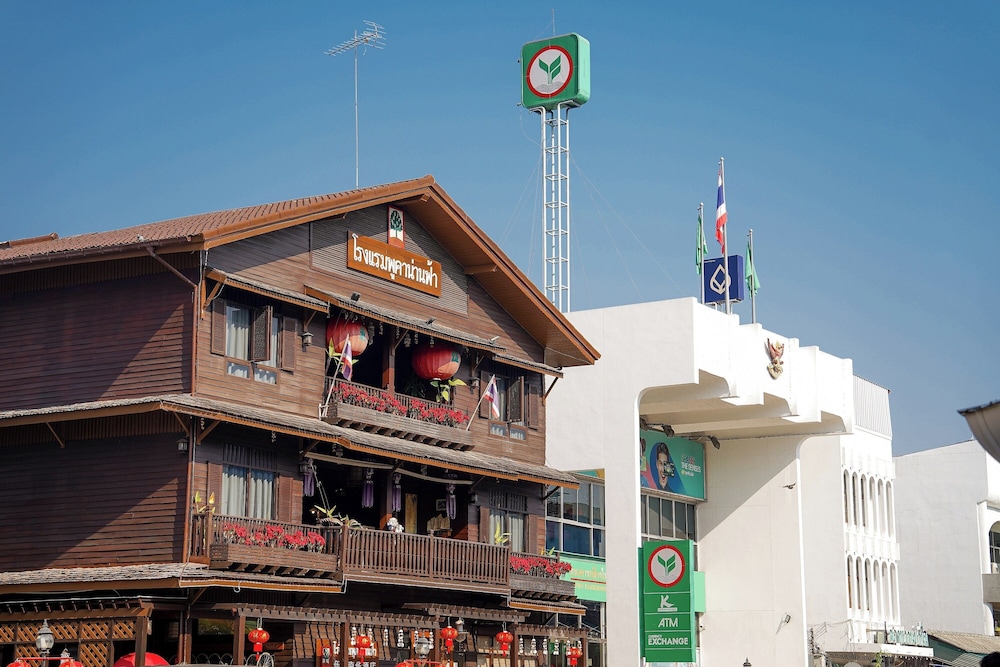 Pukha Nanfa Hotel 6/67