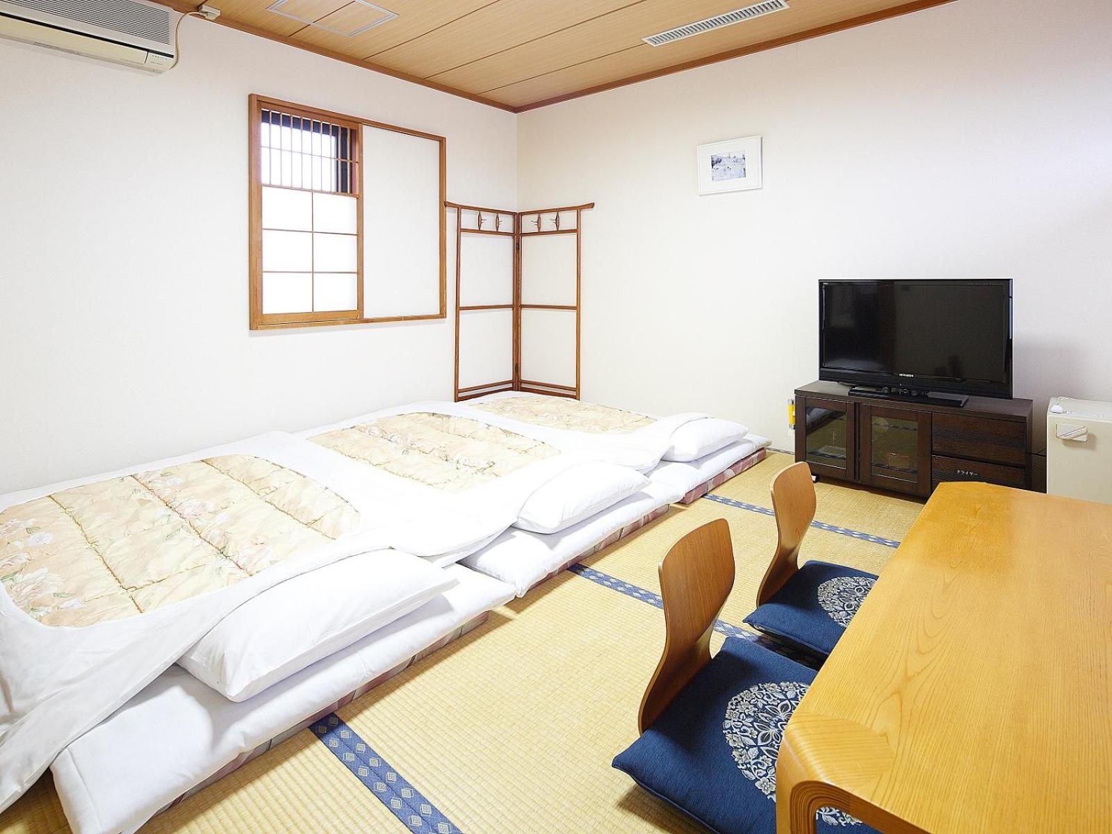 Yokaichi Royal Hotel 48/58