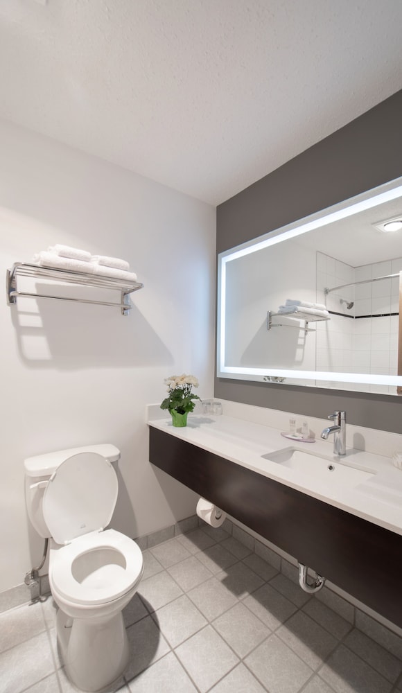 SureStay Hotel by Best Western Castlegar 21/44