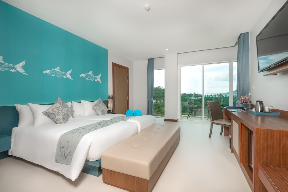 Fishermen's Harbour Urban Resort 11/50