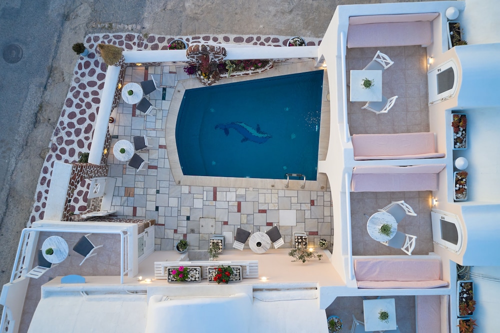 Merovigliosso Studios And Apts 21/50