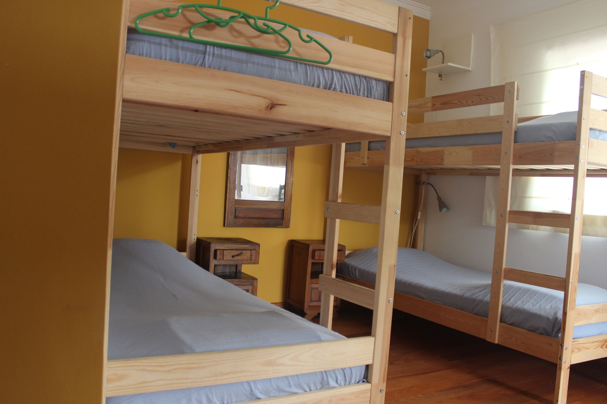 MIXED DORM, 6 BEDS, PRIVATE BATHROOM