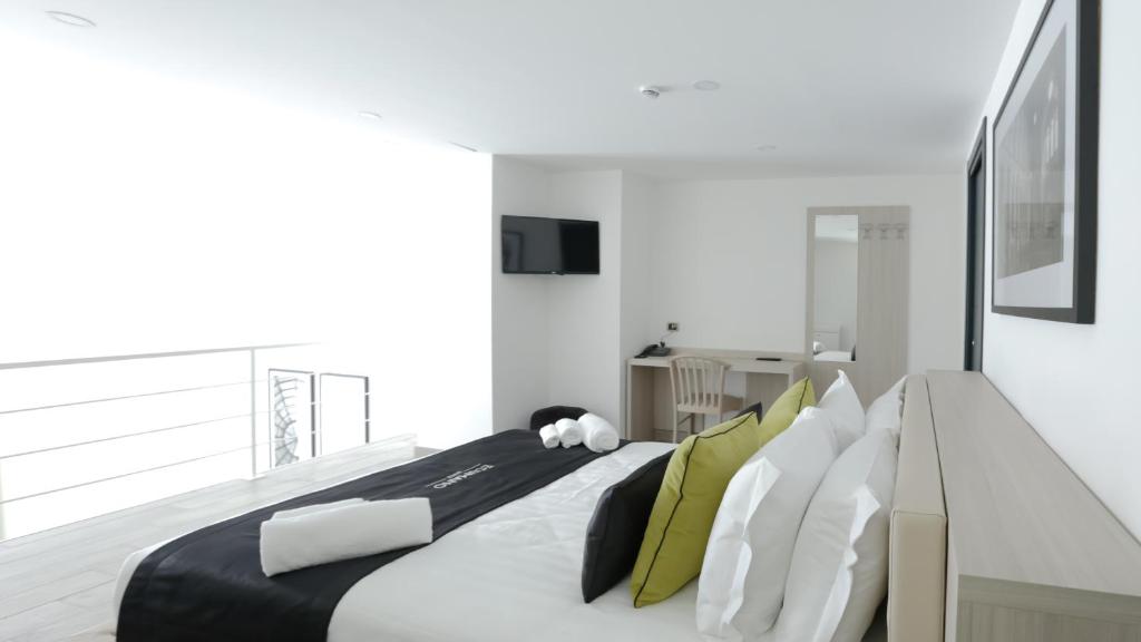 Duplex, Apartment