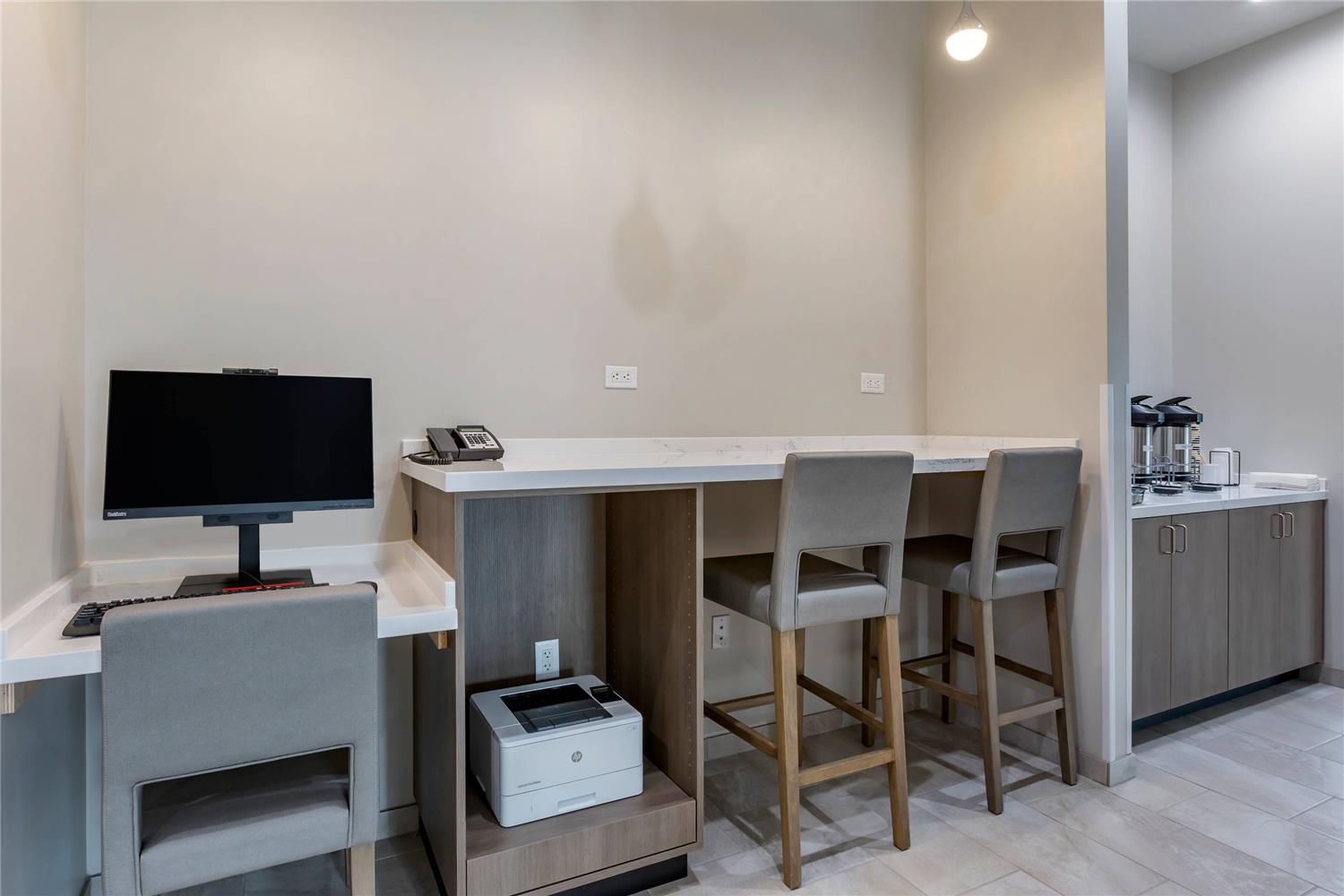 Comfort Suites Scottsdale Talking Stick Entertainment District 11/13