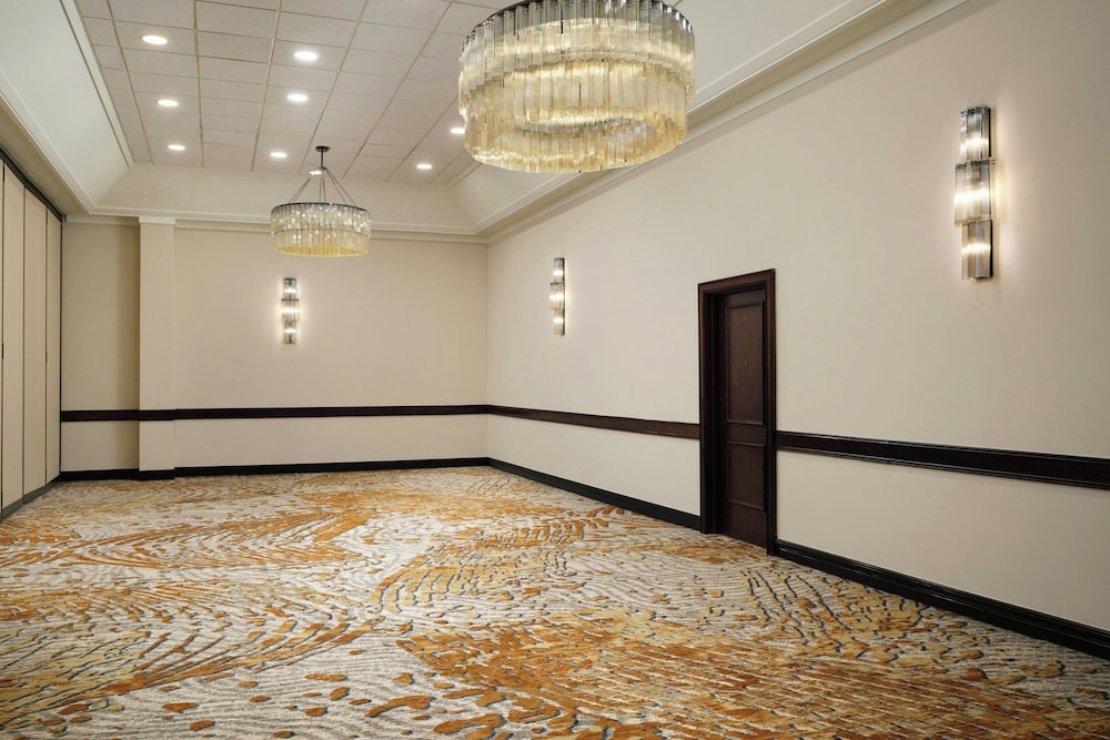 Crowne Plaza Dallas Near Galleria Addison 28/55