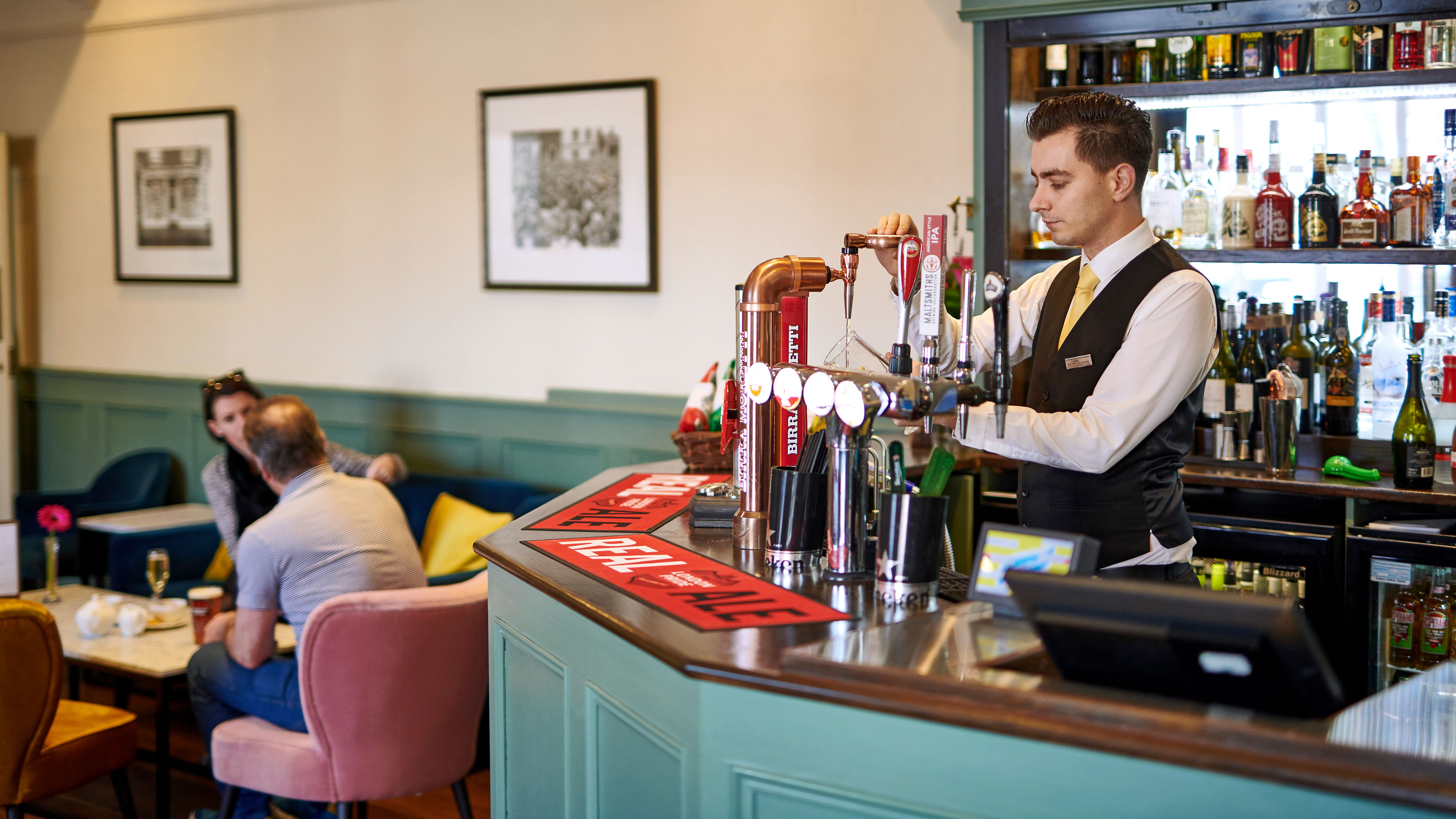 County Hotel Chelmsford 27/36