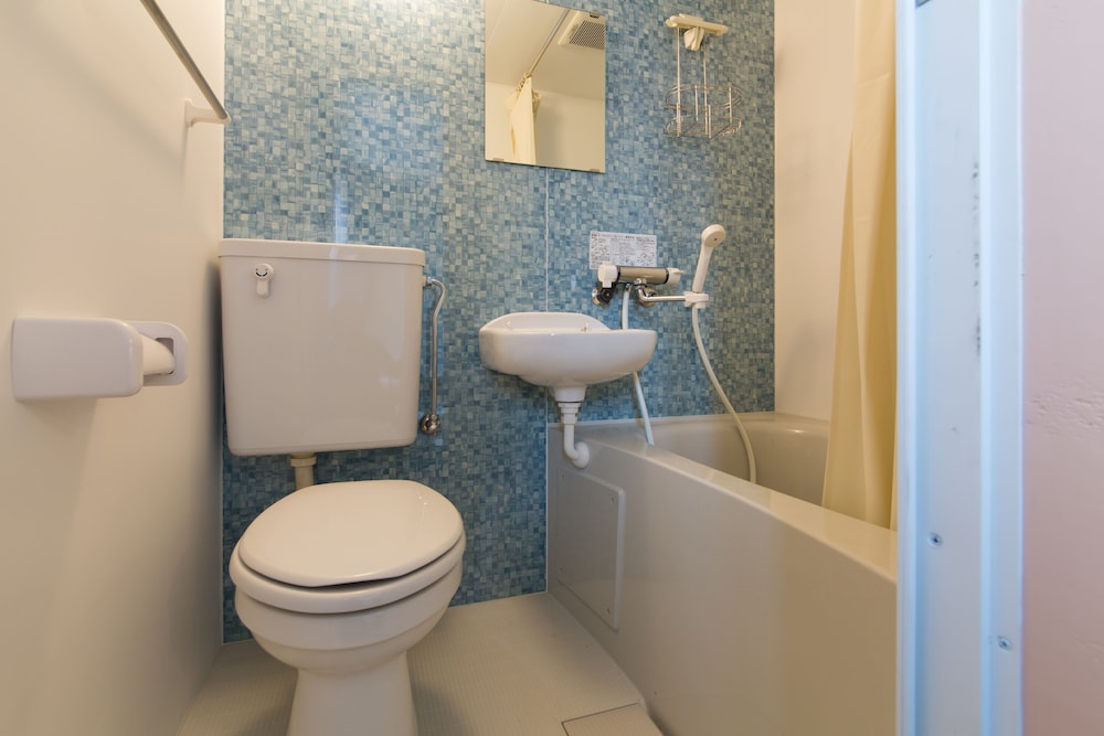 Little Barrel Guest House - Hostel 77/81