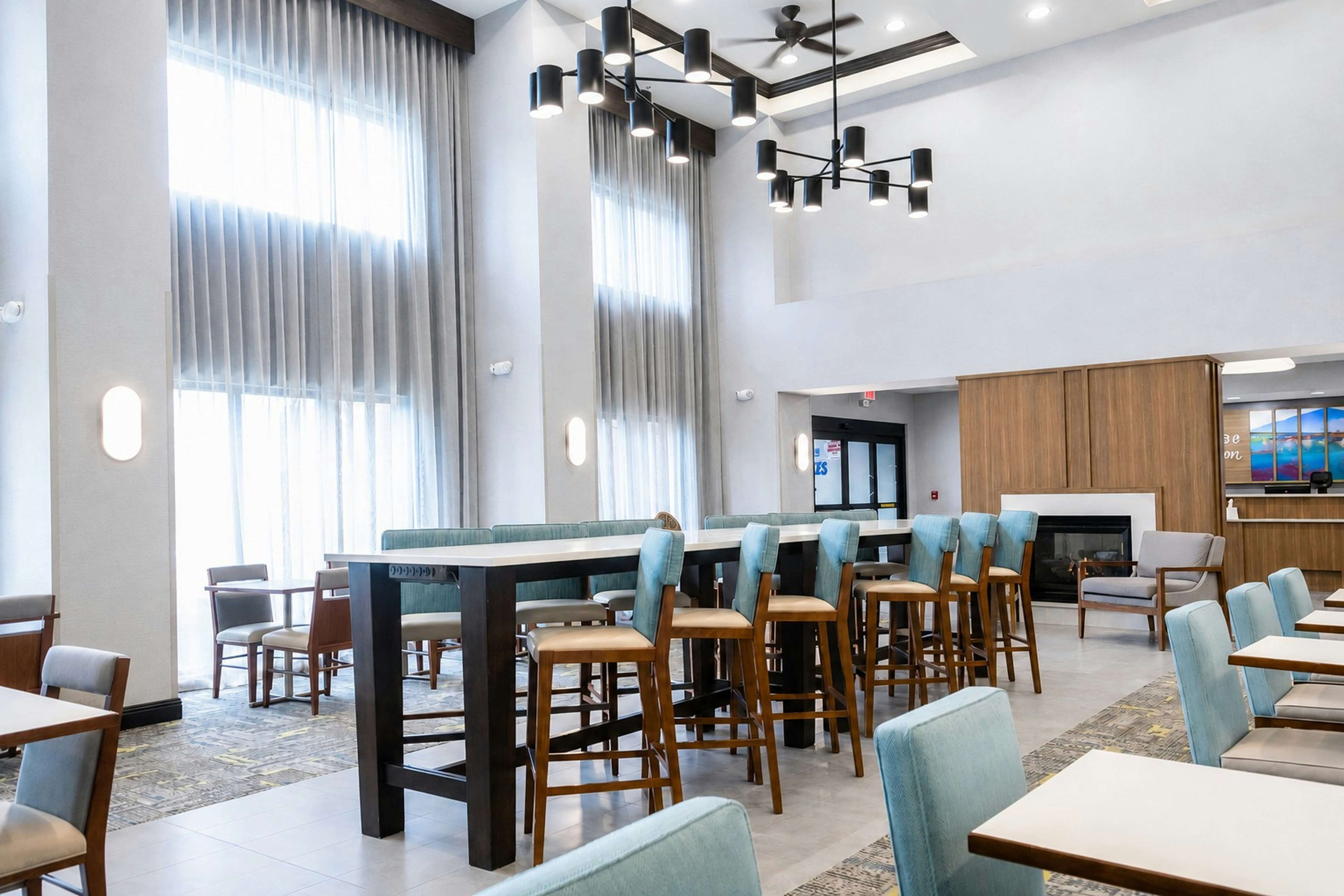 Hampton Inn Chicago Saint Charl 28/43