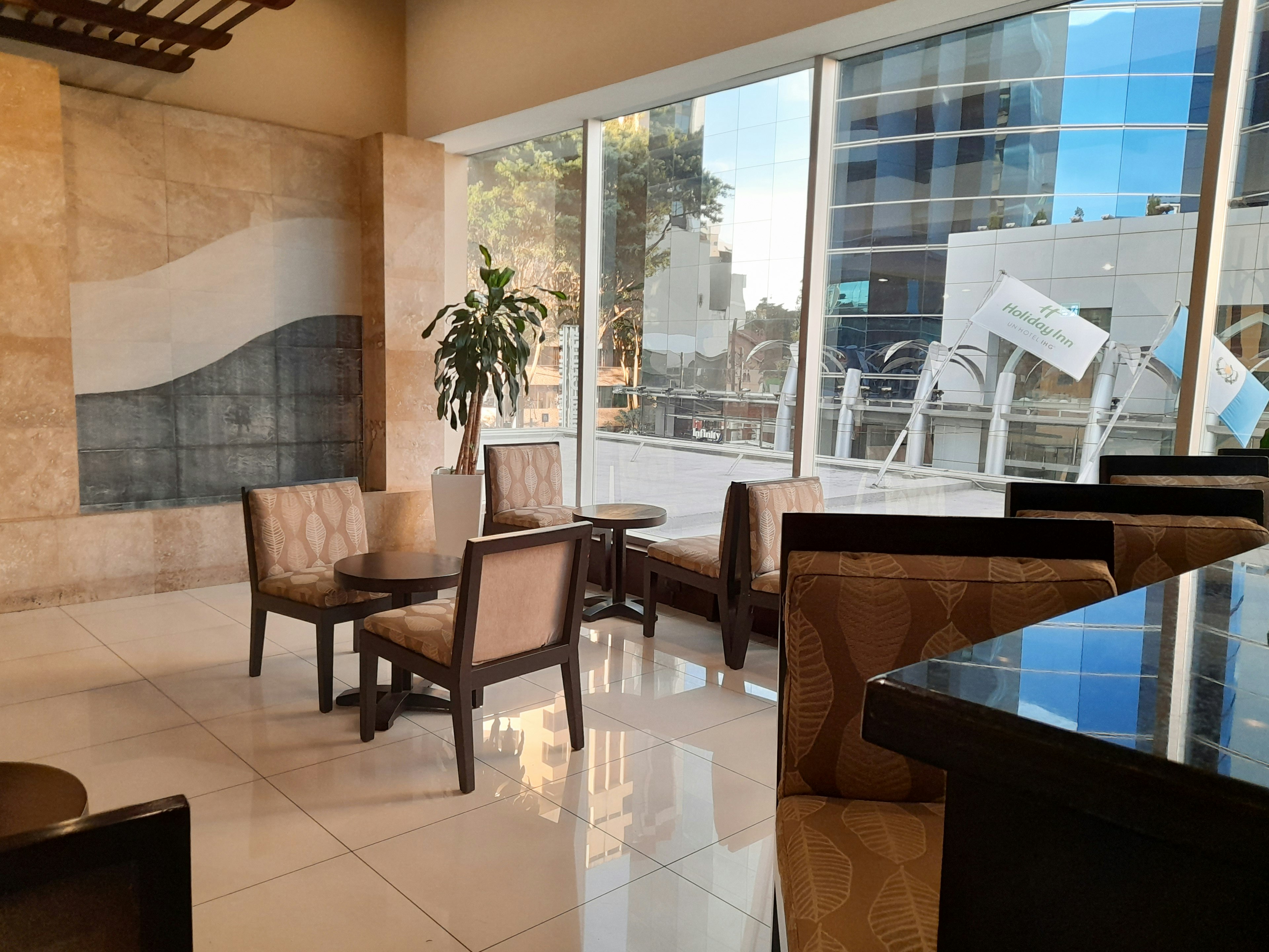 HOLIDAY INN GUATEMALA 65/78
