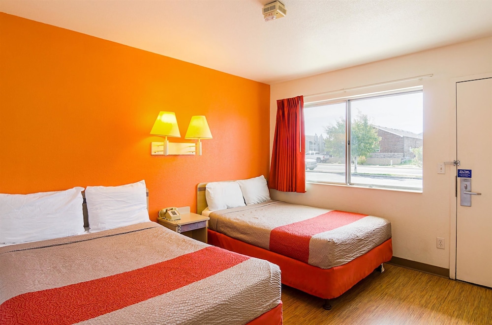 Motel6 Laramie, WY 29/52