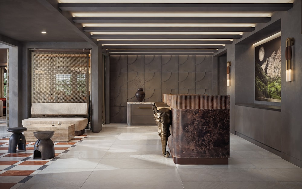 Hotel Aspen 5/49