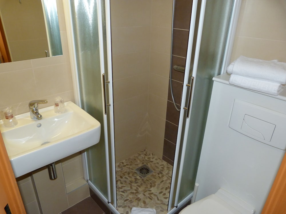 Brit Hotel Montpellier Euromedecine 32/34