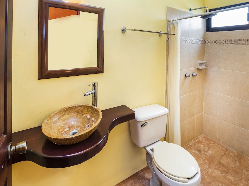 Hostal El Patio 24/25