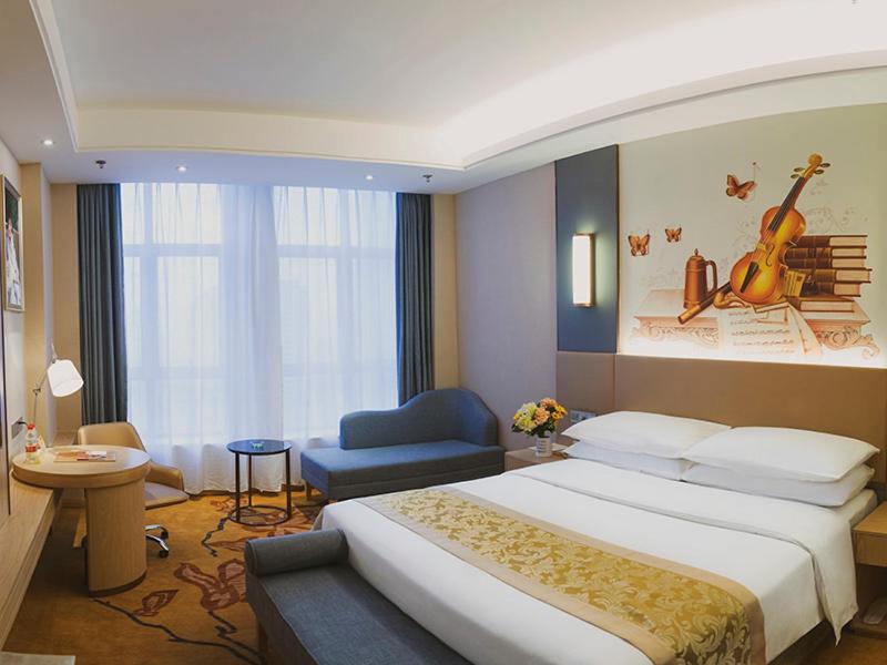 Vienna International Hotel (Chongqing Yijiaba) 11/17