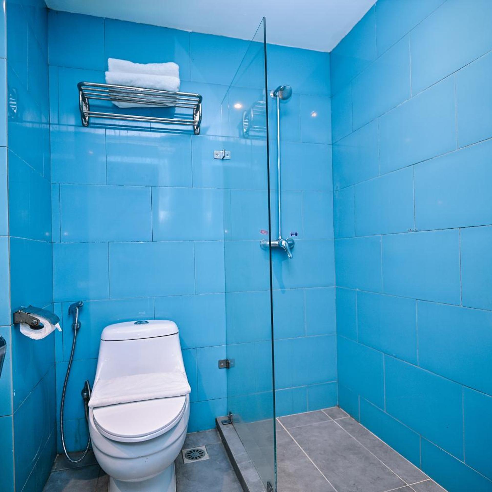 غرفة قياسية بسرير كينج، Kingston Hotel 10 @ Bukit Jalil 6/6