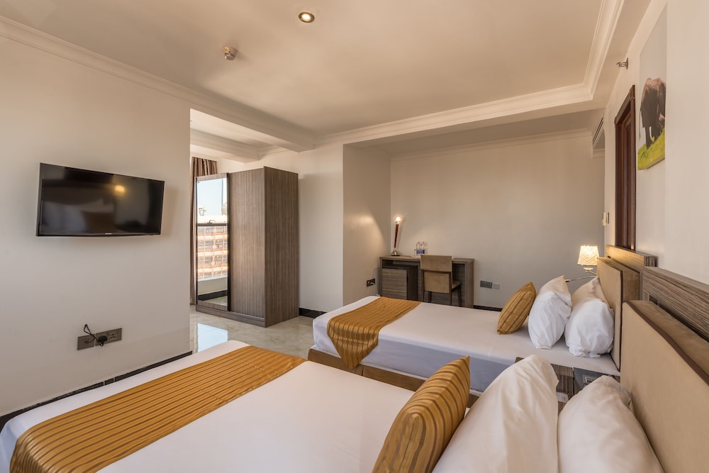 Golden Tulip Dar City Center 20/77