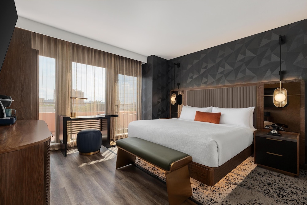 The Berkeley Richmond, Outset Collection by Hilton 33/65
