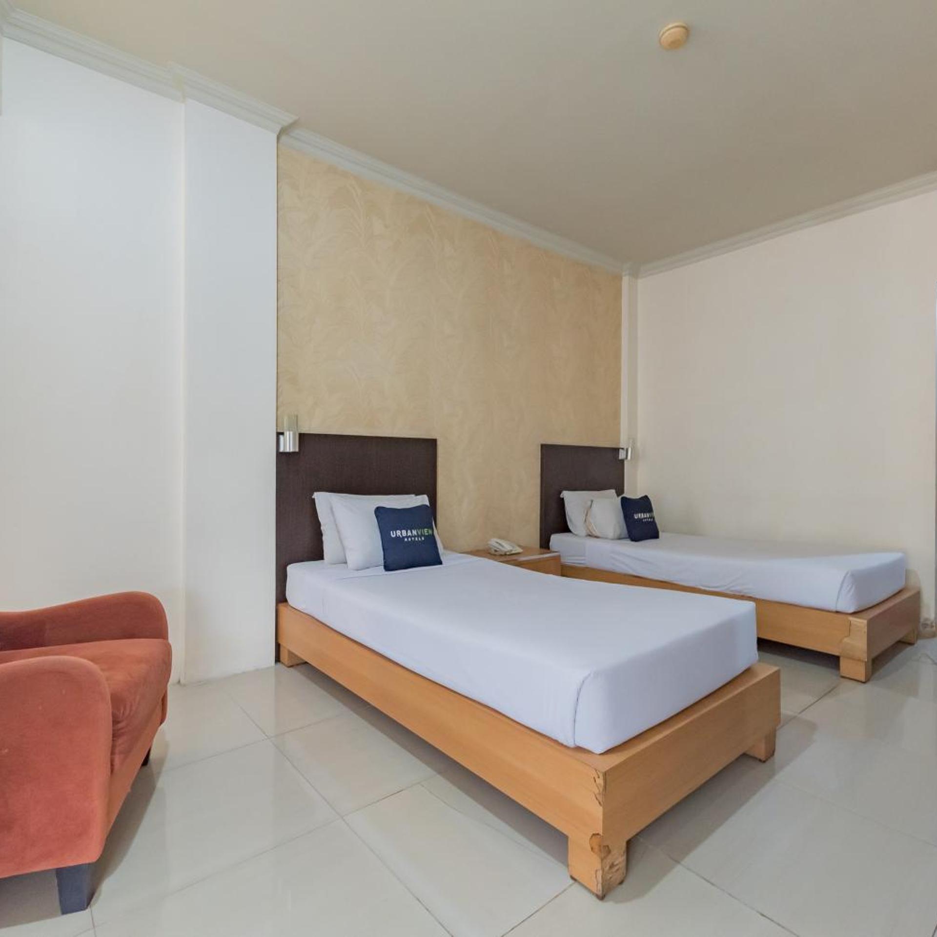 Crown Hotel Tasikmalaya 17/54