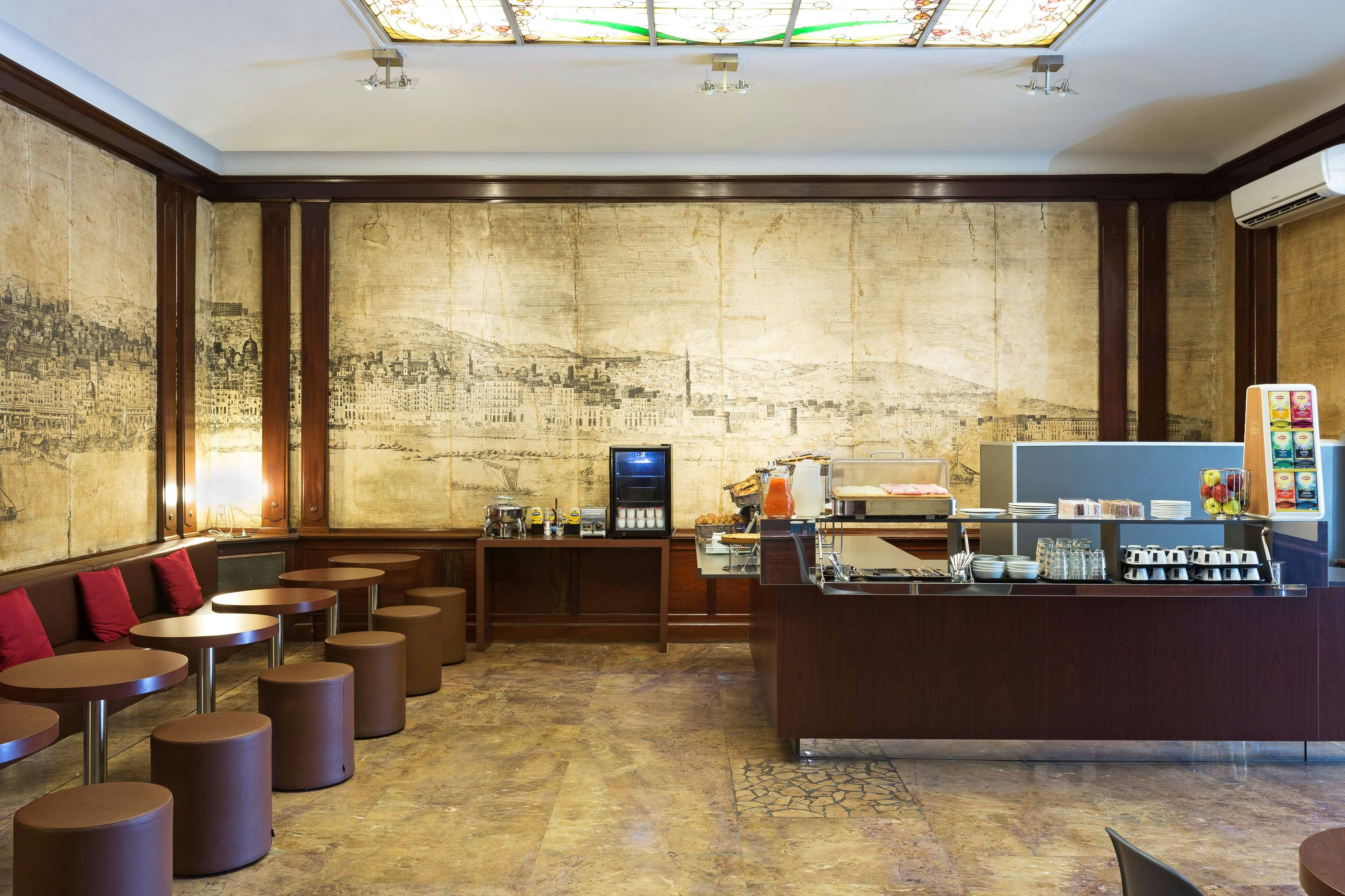 B&B Hotel Napoli 41/60