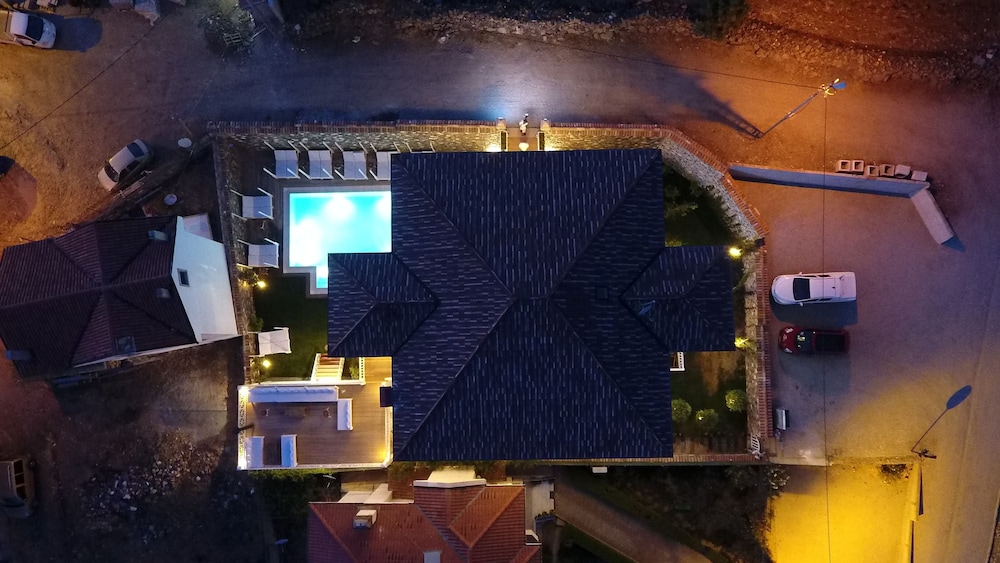 Pur Beyaz Butik Otel 43/50