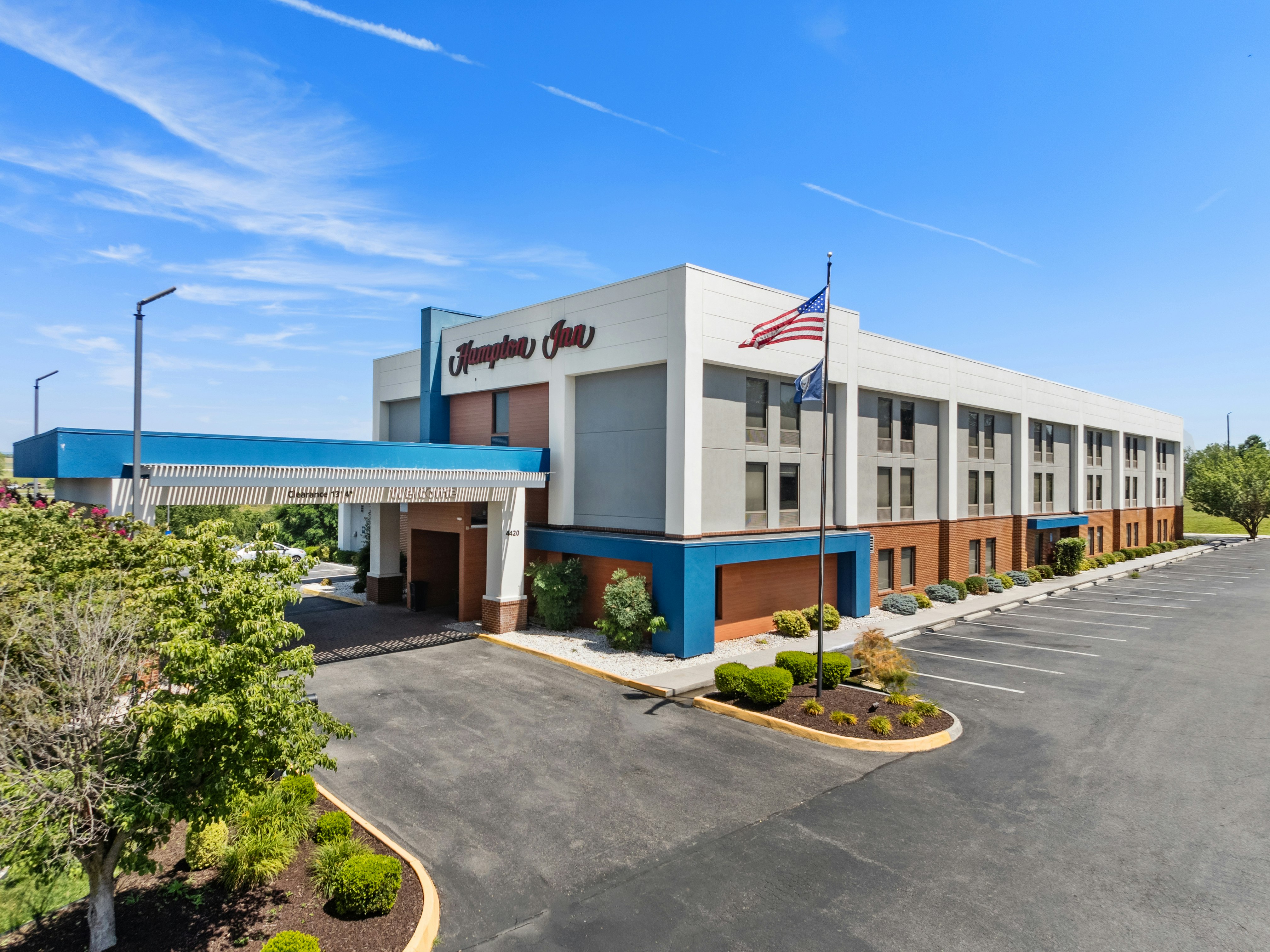 Hampton Inn Dublin 4/70