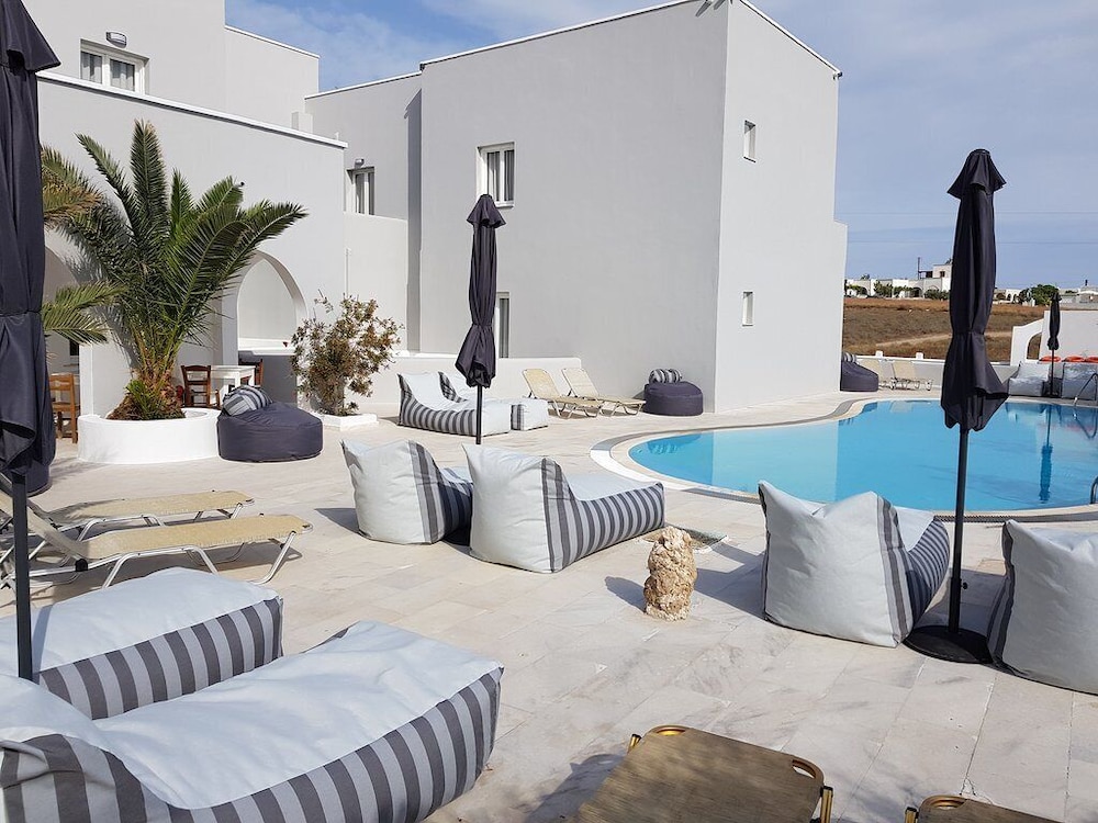 Anamar Santorini Hotel 54/57