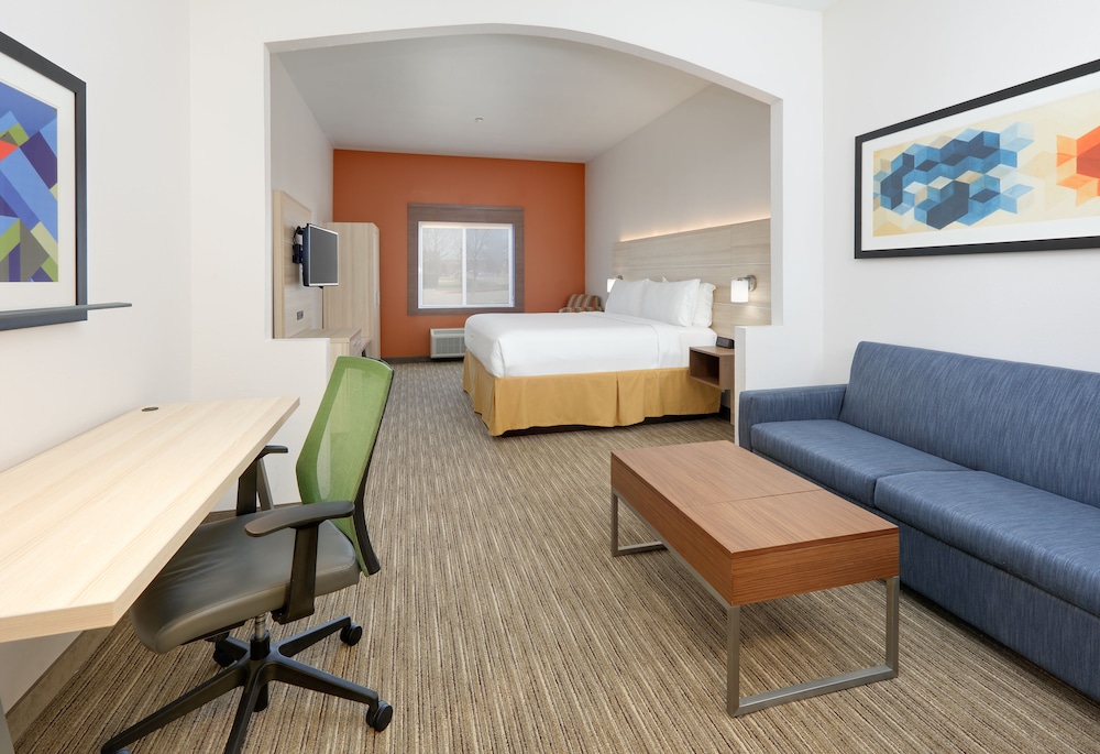 Holiday Inn Express Hotel And Suites Burleson Ft Worth 44/65