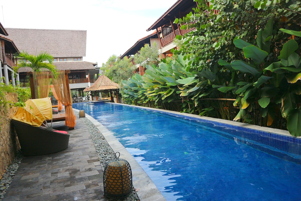 Grand Mega Resort and Spa Cepu 22/30
