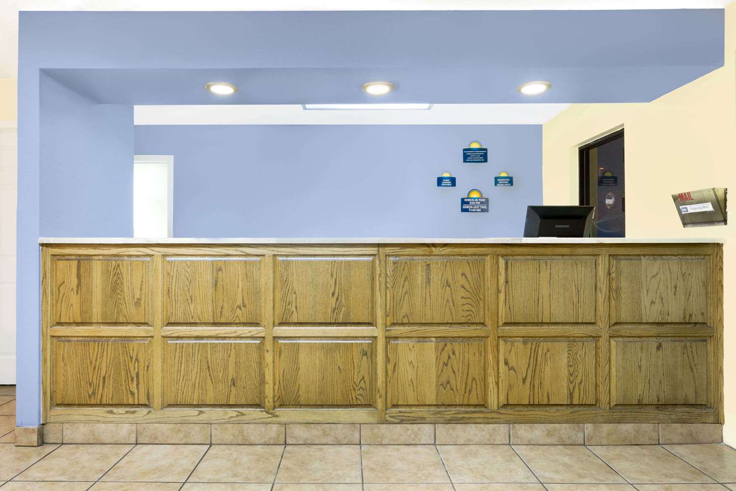 Days Inn By Wyndham Kingman West 6/31