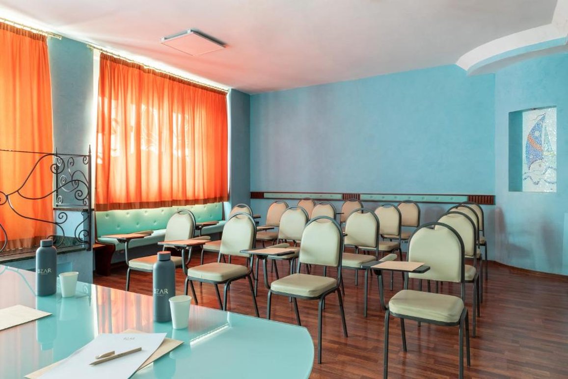 La Pace Hotel 116/122