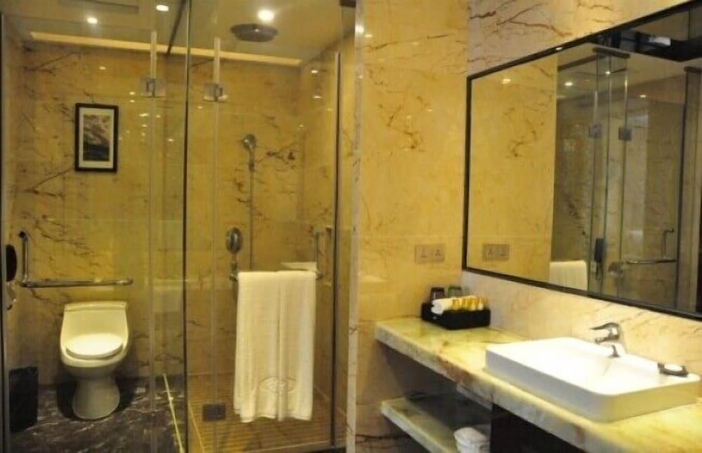 Eurasia Convention International Hotel 47/50