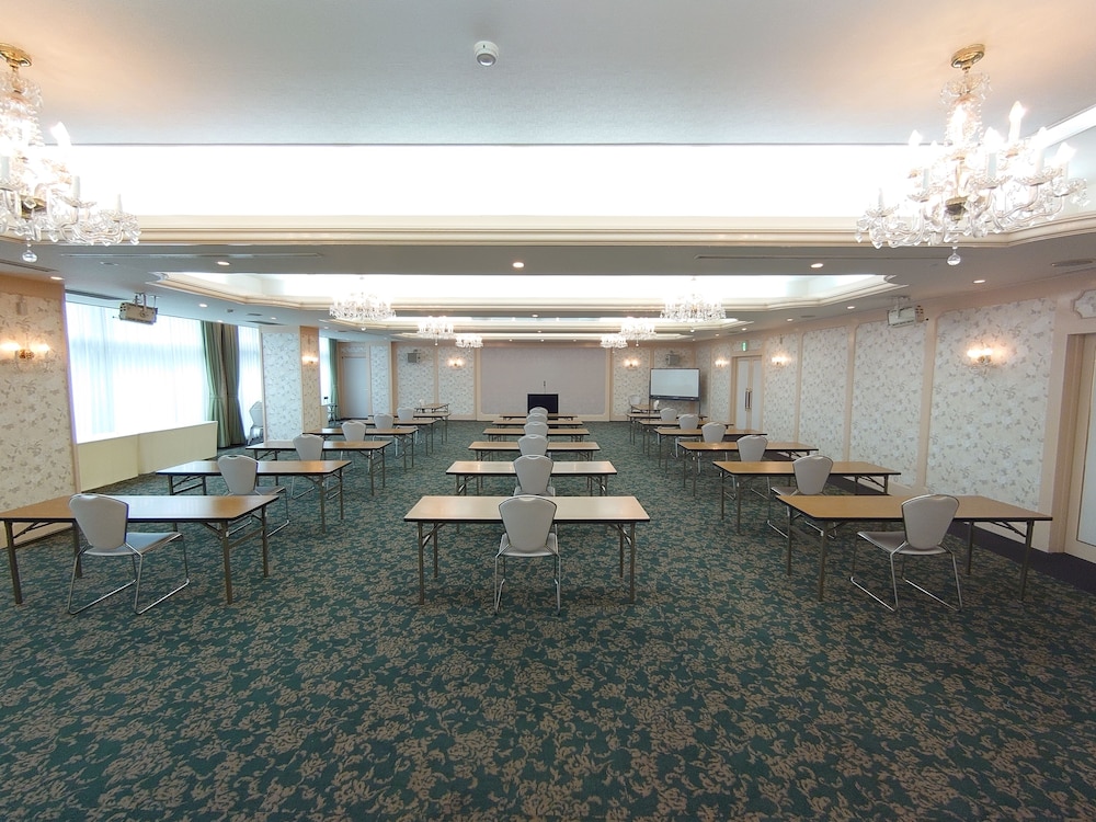 Kokura Recent Hotel 55/57