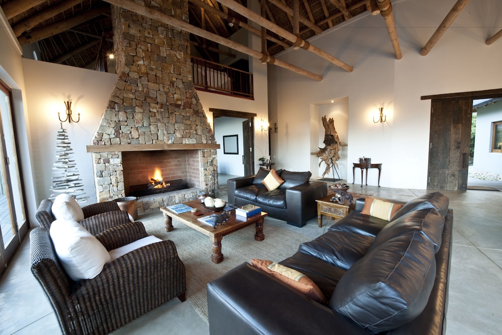 Tamodi Lodge and Stables 32/50