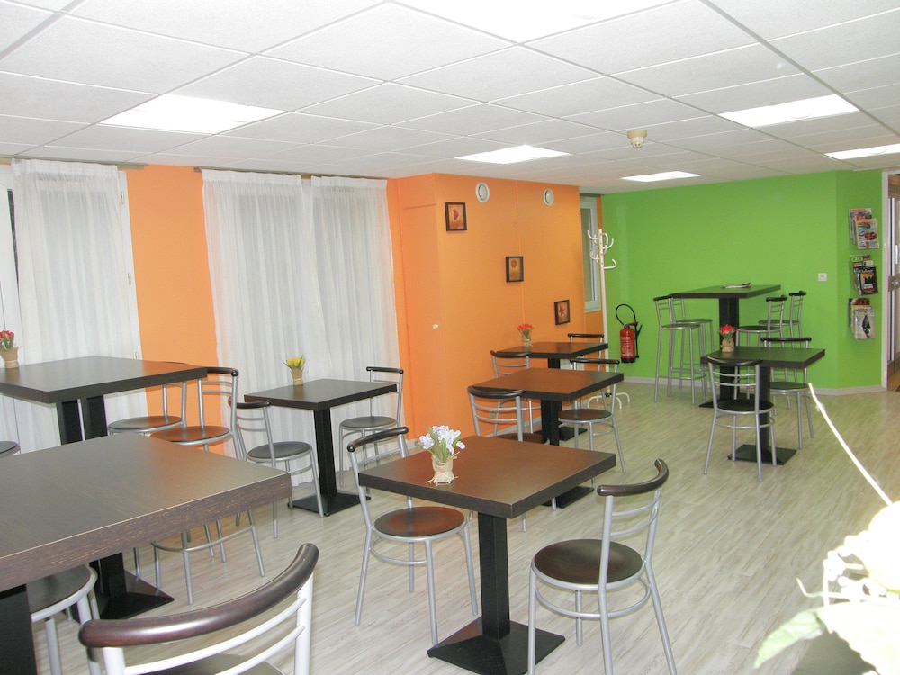 restaurant-cafeteria