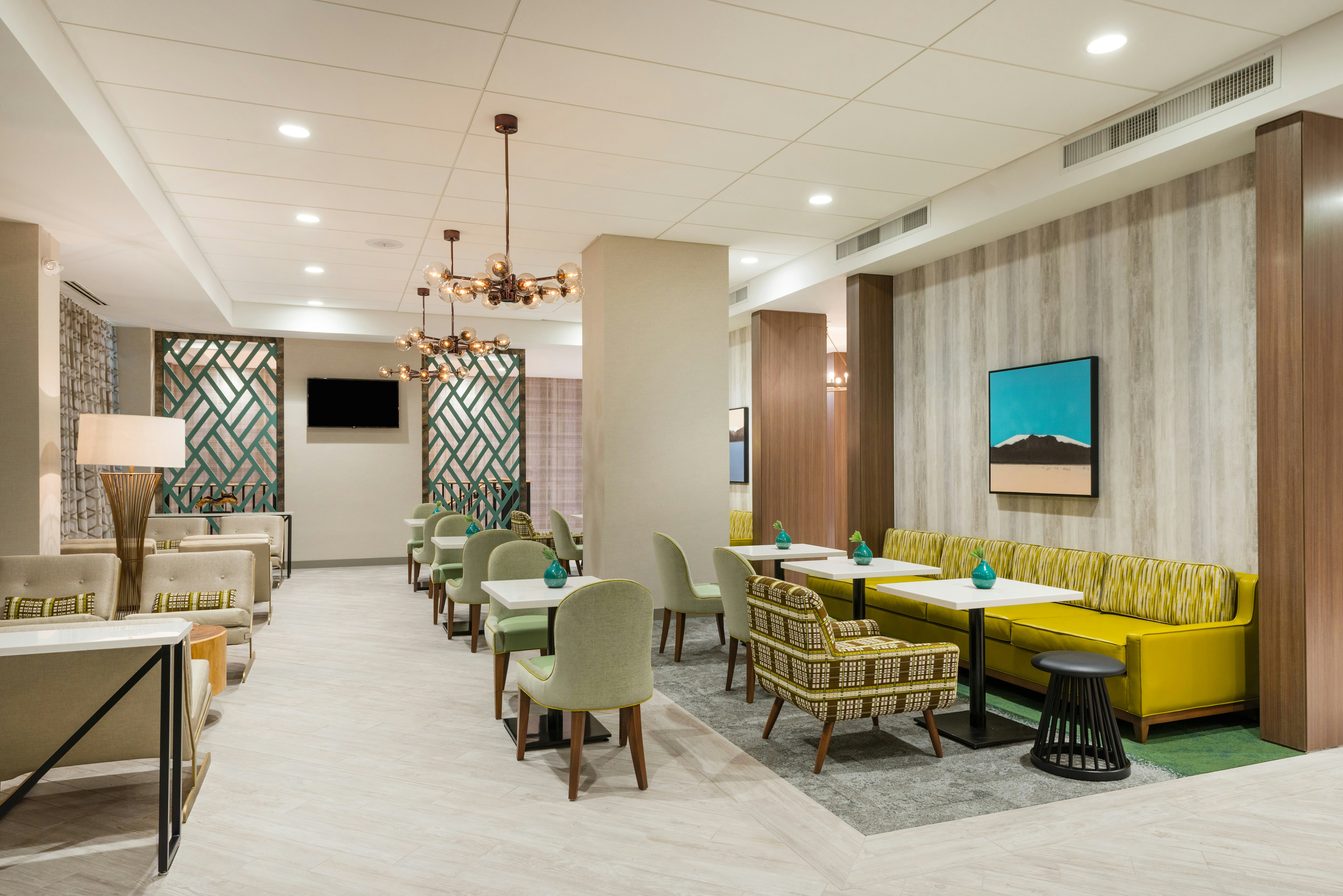 Hampton Inn & Suites Miami Wynwood Design District 23/45
