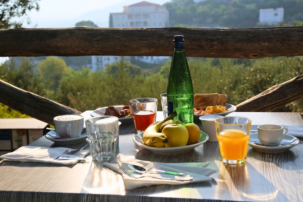 Santa Fortunata Village Camping 75/85