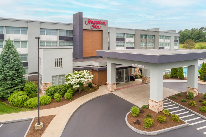 Hampton Inn Manchester Downtown, NH 1/39