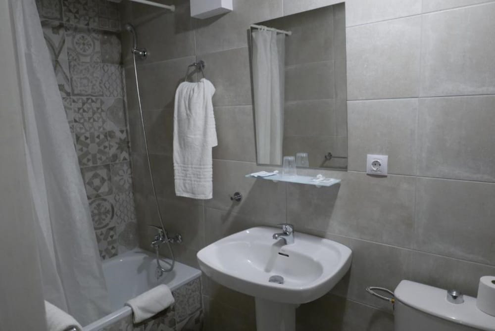 Antares Hotel 43/51