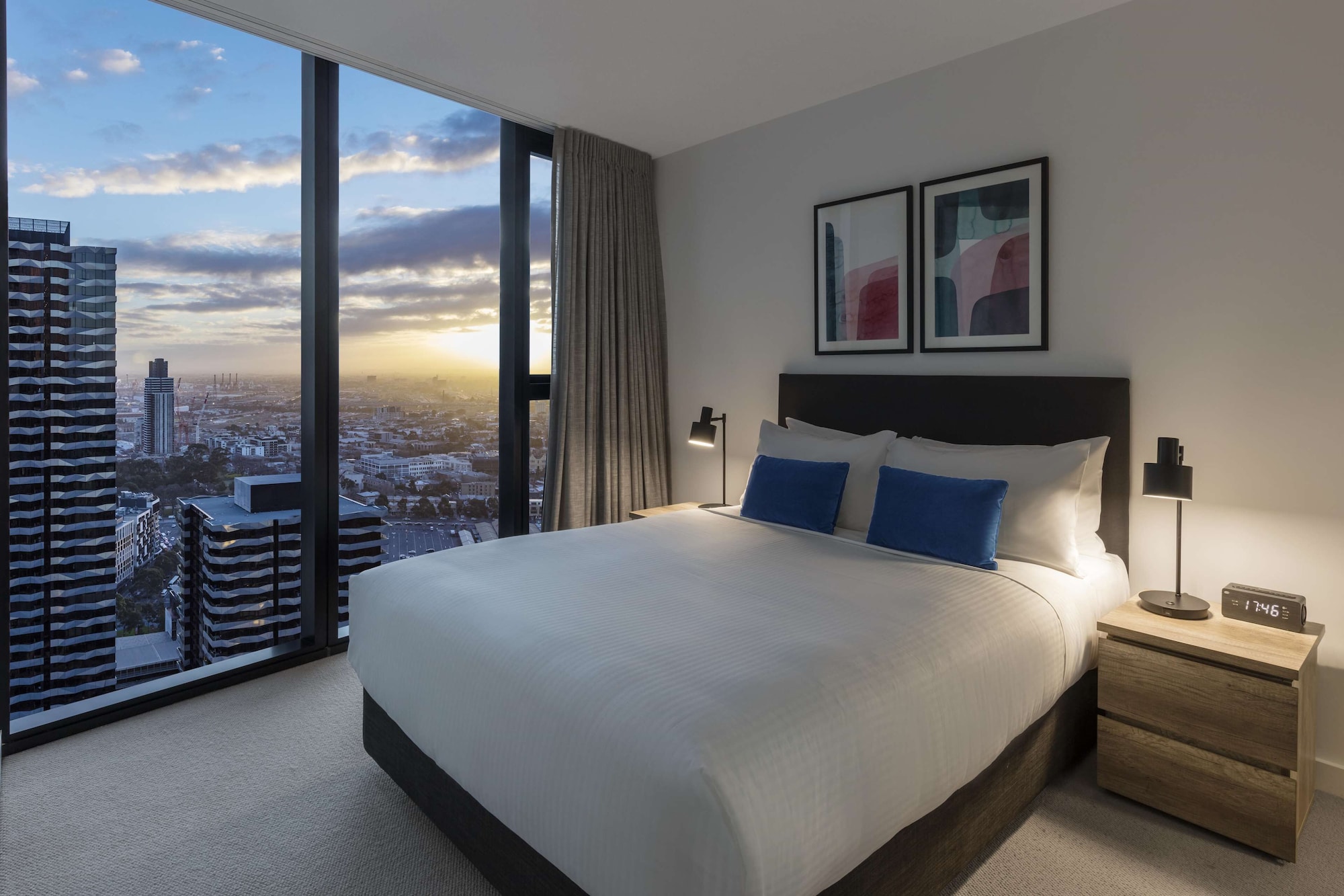 2 Bedrooms, Avani, Suite, King and Queen Bed