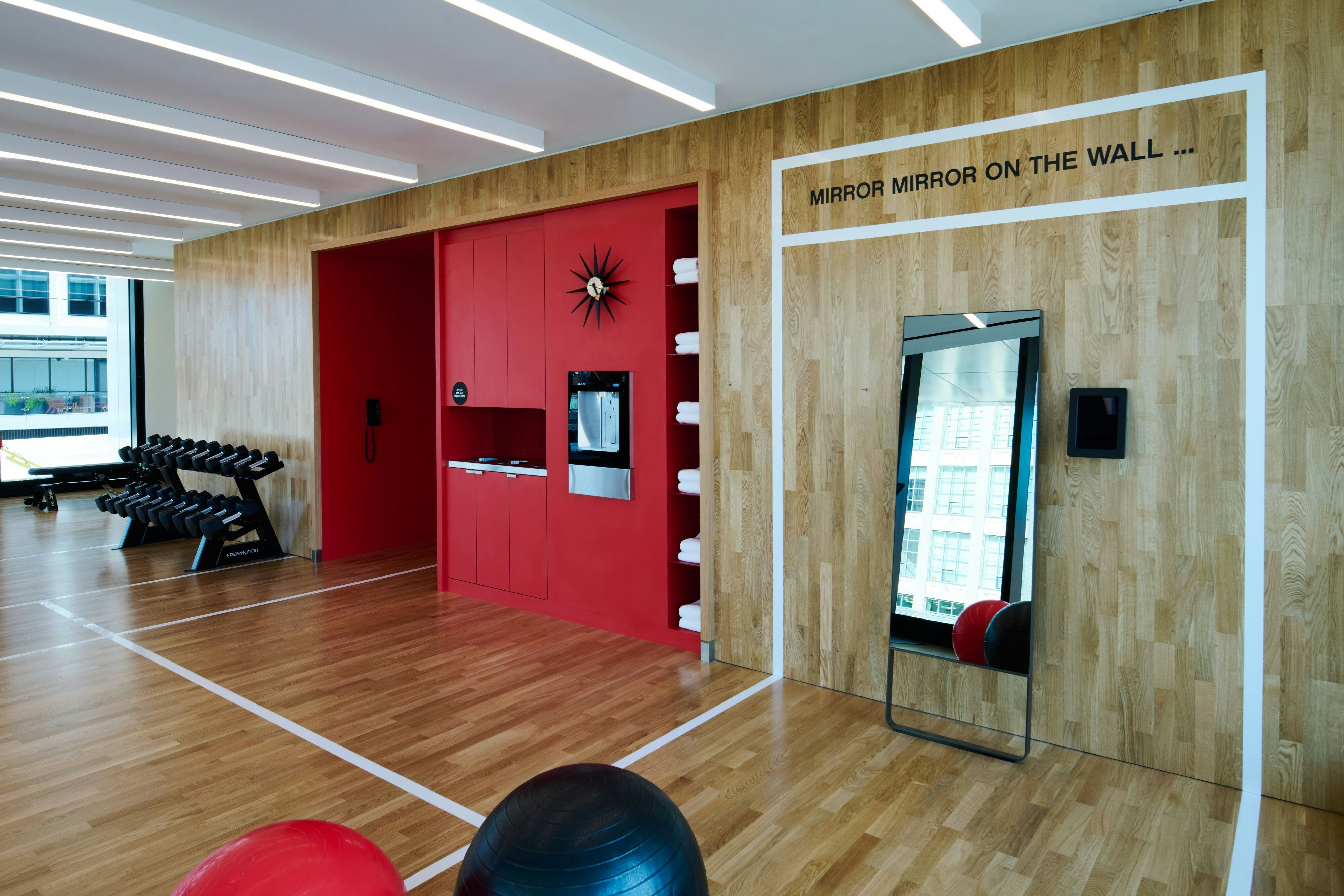 citizenM Boston Back Bay 11/31